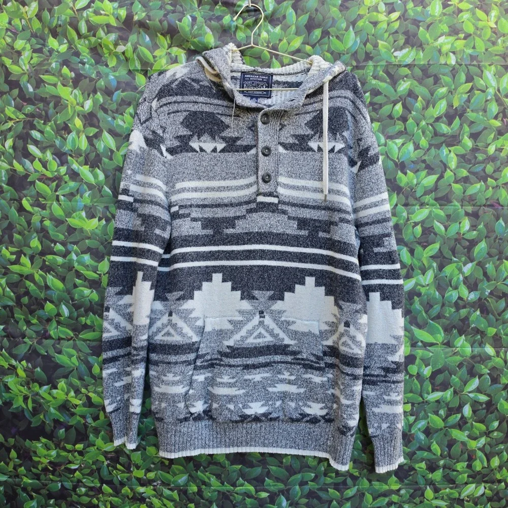 American Eagle Mens LT Southwestern Geometric Hooded Henley Sweater Grey White